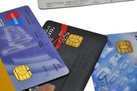 Kreditkartenunternehmen verzeichnen Milliardengewinne - american express bank bank-karte bankkarte bar bargeld bargeldlos chip dauerauftrag einkaufen geld geld ausgeben geldkarte konsum konsumieren kredit kreditkarte master card mastercard online banking raten scheck scheckkarte schulden shoppen tilgung visa zins zinsen überweisung.