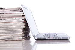 Mit Kreditkarten im Internet sicher bezahlen - abzug, artikel, auskunft, business, computer, daten, datenspeicher, dokument, downloading, email, extra, financial, gedrucktes, informieren, internet, isoliert, journalism, laptop, lesen, lesestoff, meldung, nachricht, news, online, papier, pc, press, publishing, replil, schlagzeile, schriften, stapel, subratktion, suchend, technologie, täglich, brot, veröffentlichen, weiß, welt, white, background, zeitschrift, zeitung.